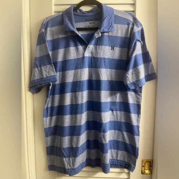 Hurley Vintage y2k baggy polo, size XL…runs small by 90s Y2K sizes